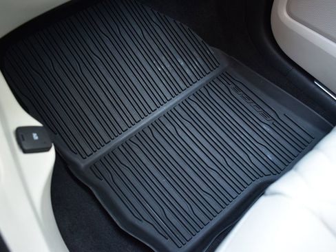 Used 2024 Ford Edge Titanium w/ Titanium Elite Package image 23