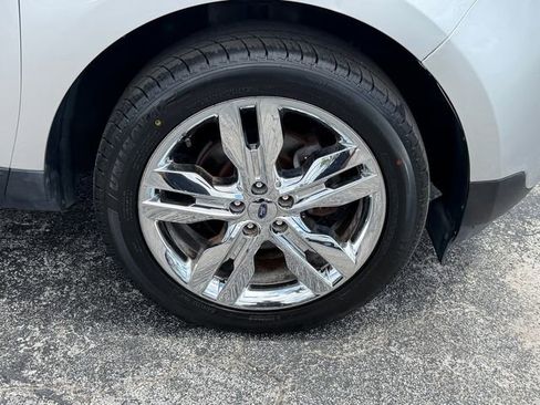 Used 2013 Ford Edge Limited FWD image 9