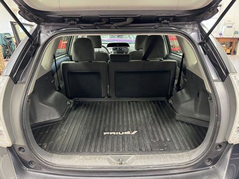 Used 2013 Toyota Prius V Two image 35