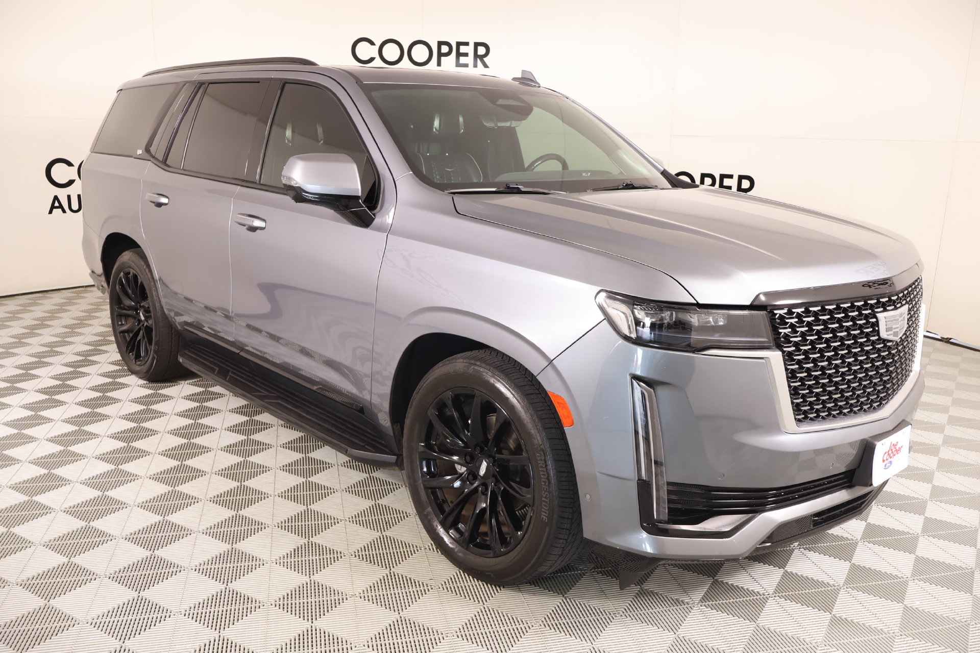 Used 2021 Cadillac Escalade Sport Platinum w/ LPO, ONYX Package AWD/4WD image 1