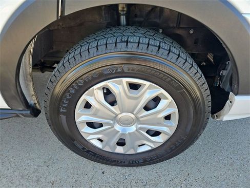 Used 2023 Ford Transit 350 XLT image 22
