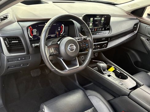 Certified 2021 Nissan Rogue Platinum image 15