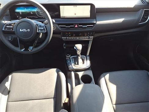 New 2026 Kia Seltos EX image 6