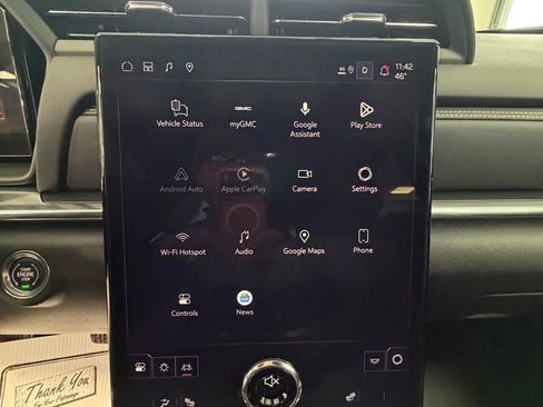 Used 2026 GMC Terrain Elevation image 21