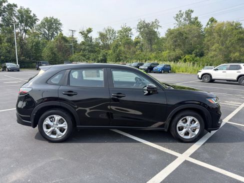 Used 2024 Honda HR-V LX image 7