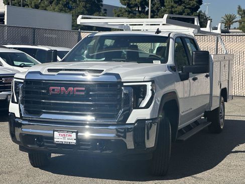 New 2026 GMC Sierra 2500 Pro AWD/4WD image 6