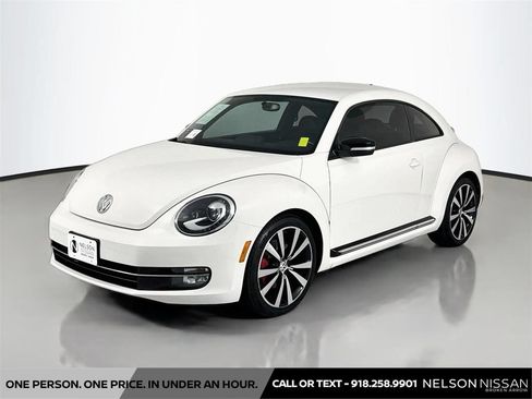 Used 2012 Volkswagen Beetle 2.0T FWD image 1
