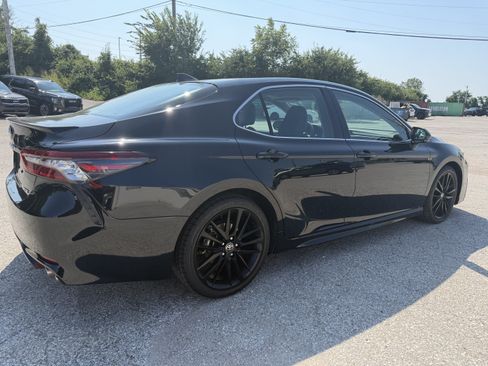 Used 2024 Toyota Camry XSE FWD image 7