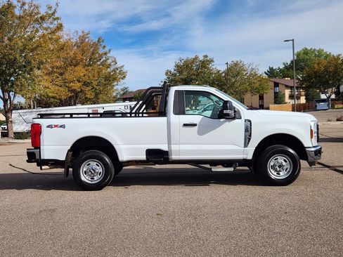 Used 2024 Ford F250 XL w/ XL Chrome Package image 2
