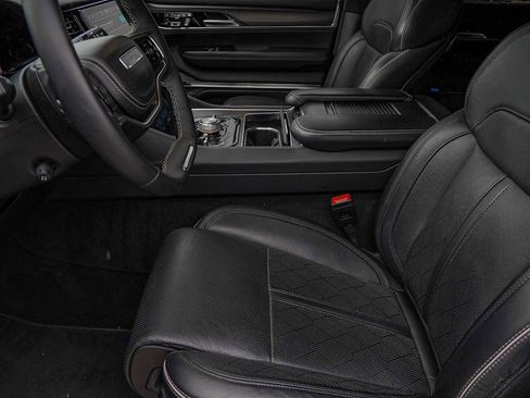 Used 2024 Jeep Grand Wagoneer Series II w/ Quick Order Packagew 28T image 10