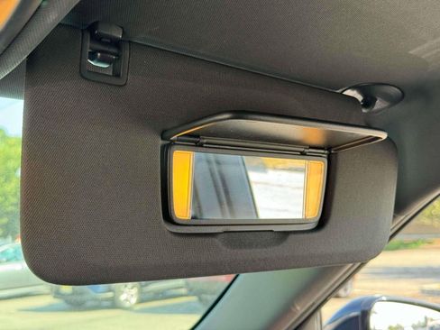 Used 2022 Chevrolet TrailBlazer RS w/ Technology Package image 11