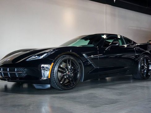 Used 2014 Chevrolet Corvette Stingray Coupe w/ 2LT Preferred Equipment Group RWD image 3