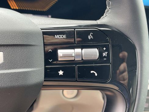 New 2026 Kia Sorento S image 32