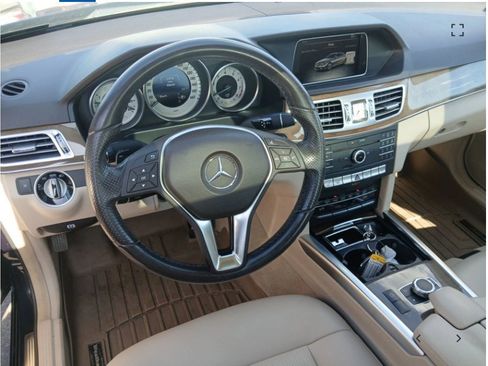 Used 2016 Mercedes-Benz E 350 Sedan image 7