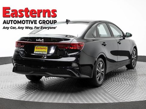 Used 2024 Kia Forte LXS FWD image 5