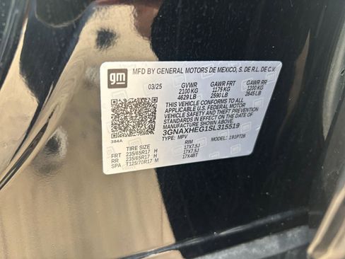 Used 2025 Chevrolet Equinox LT FWD image 30