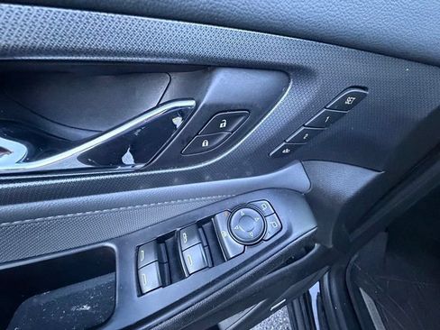 Used 2020 Chevrolet Traverse Premier w/ LPO, Floor Liner Package AWD/4WD image 32