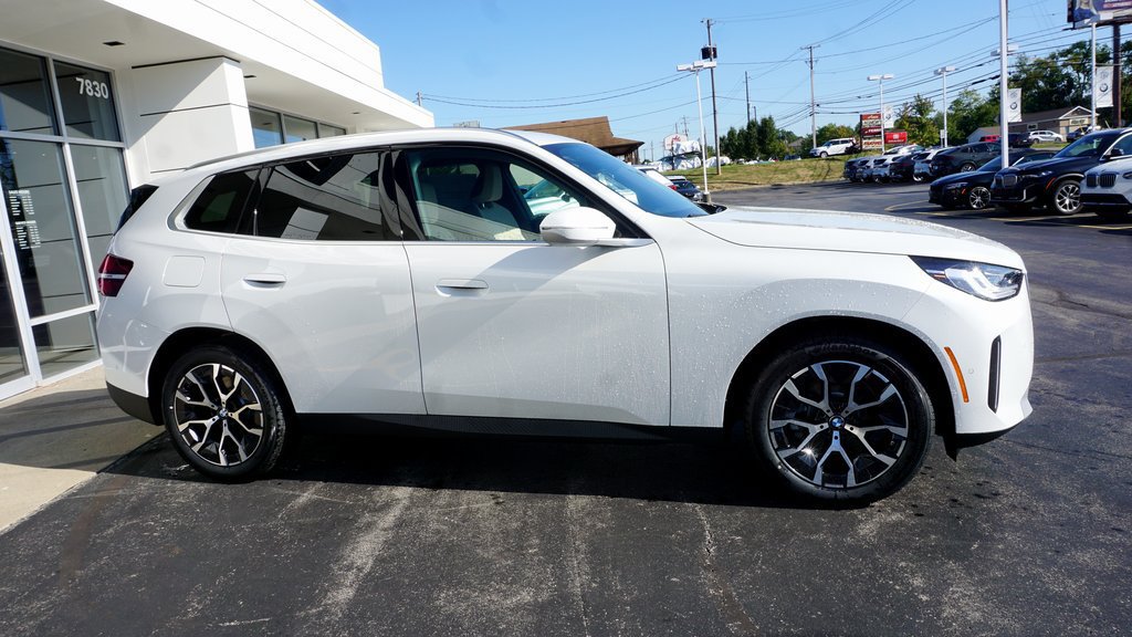 Used 2026 BMW X3 xDrive30i w/ Convenience Package AWD/4WD image 3