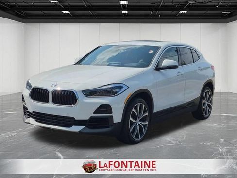 Used 2022 BMW X2 xDrive28i w/ Premium Package AWD/4WD image 2