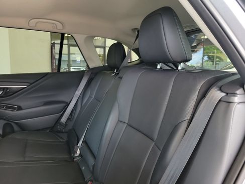 Used 2024 Subaru Outback Limited AWD/4WD image 12