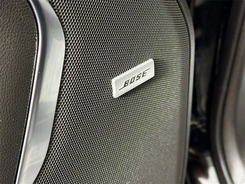 Used 2022 GMC Yukon XL SLT image 18