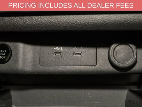 Used 2025 Nissan Rogue SV AWD/4WD image 15