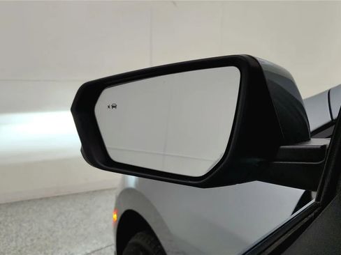 Used 2024 Chevrolet Equinox LT w/ LPO, Floor Liner Package image 29