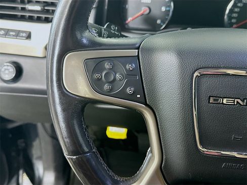 Used 2018 GMC Yukon XL Denali w/ Enhanced Security Package image 26