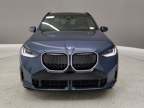 New 2026 BMW X3 xDrive30 w/ M Sport Package image 2
