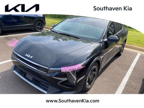 Used 2025 Kia K4 EX FWD image 1