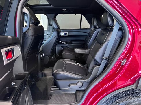 Used 2021 Ford Explorer ST w/ Equipment Group 401A image 10