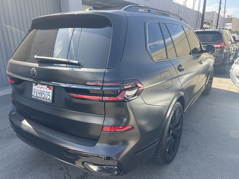 Used 2026 BMW X7 xDrive40i w/ M Sport Package AWD/4WD image 4
