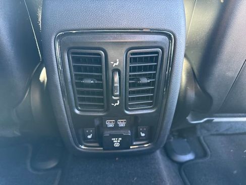 Used 2016 Jeep Grand Cherokee Limited 75th Anniversary AWD/4WD image 18