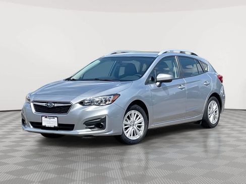 Used 2017 Subaru Impreza 2.0i Premium AWD/4WD image 1