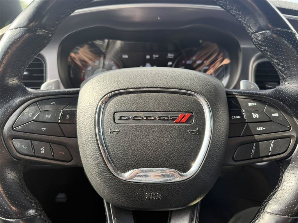 Used 2020 Dodge Charger SXT w/ Blacktop Package AWD/4WD image 27