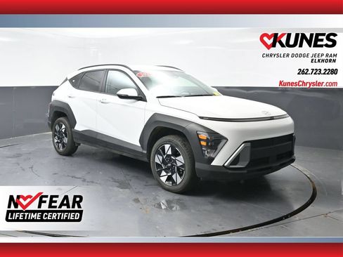 Used 2025 Hyundai Kona SEL AWD/4WD image 1