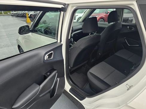 Certified 2023 Kia Soul EX FWD image 17