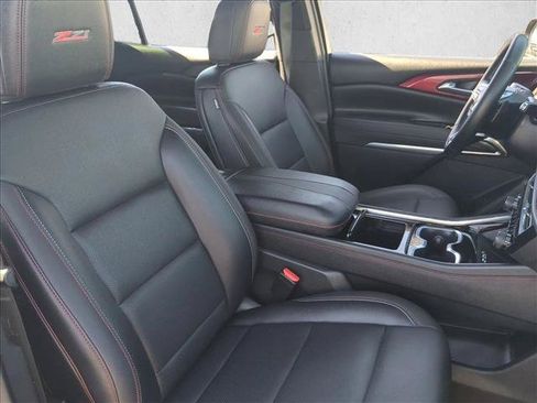 Used 2025 Chevrolet Traverse Z71 AWD/4WD image 22