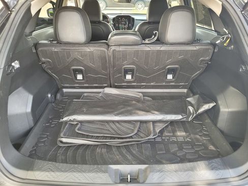 Used 2024 Subaru Crosstrek 2.0i Premium AWD/4WD image 23