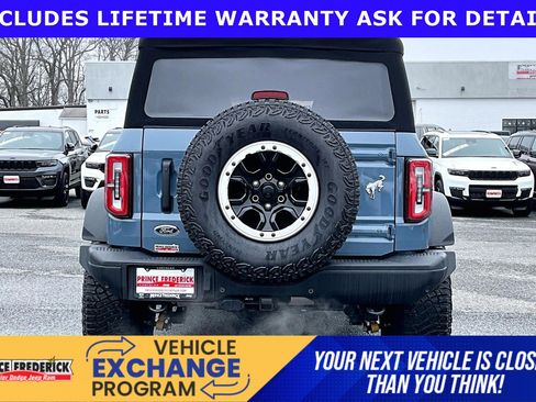 Used 2024 Ford Bronco Badlands image 4