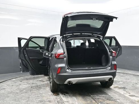 Used 2024 Ford Escape Platinum image 41