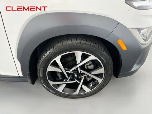 Used 2022 Hyundai Kona Limited w/ Cargo Package FWD image 38