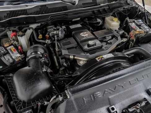 Used 2018 RAM 2500 Tradesman w/ Chrome Appearance Group image 53