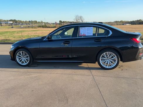 Used 2024 BMW 330i xDrive Sedan w/ Convenience Package image 5