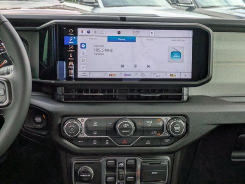 New 2026 Jeep Gladiator Sport image 16