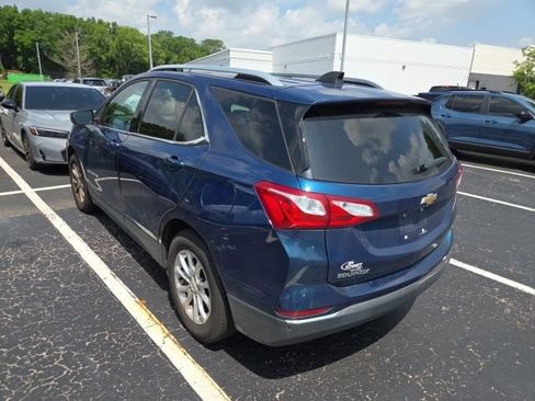 Used 2019 Chevrolet Equinox LT w/ Sun & Navigation Package FWD image 4