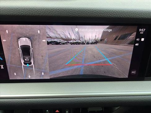 Used 2025 Porsche Cayenne Coupe image 13