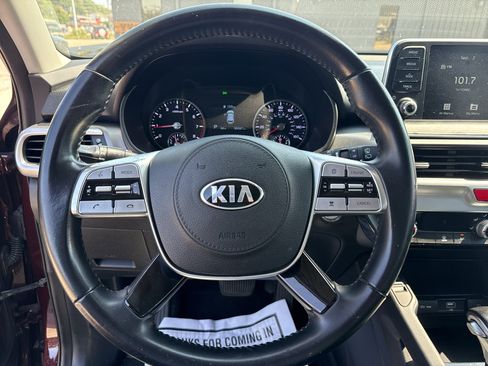 Used 2021 Kia Telluride S FWD image 18