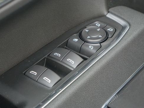 New 2026 GMC Sierra 1500 SLT AWD/4WD image 17