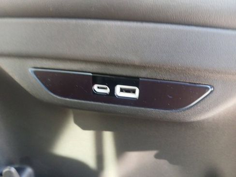 New 2026 Chrysler Pacifica Select image 23